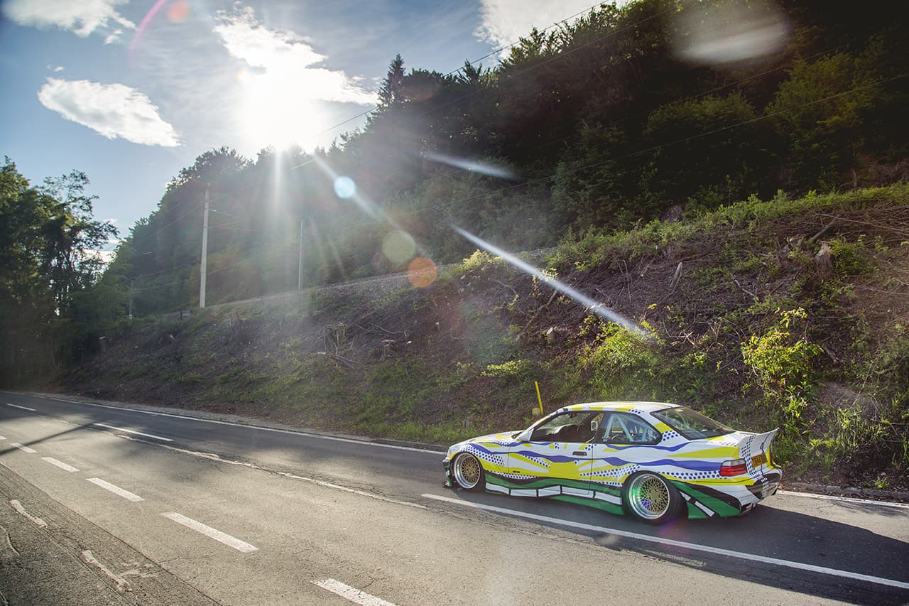 BMW E36 323i Air Lift Performance air suspension