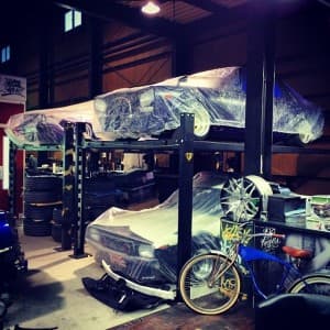 Air Lift in Japan - the dream garage?