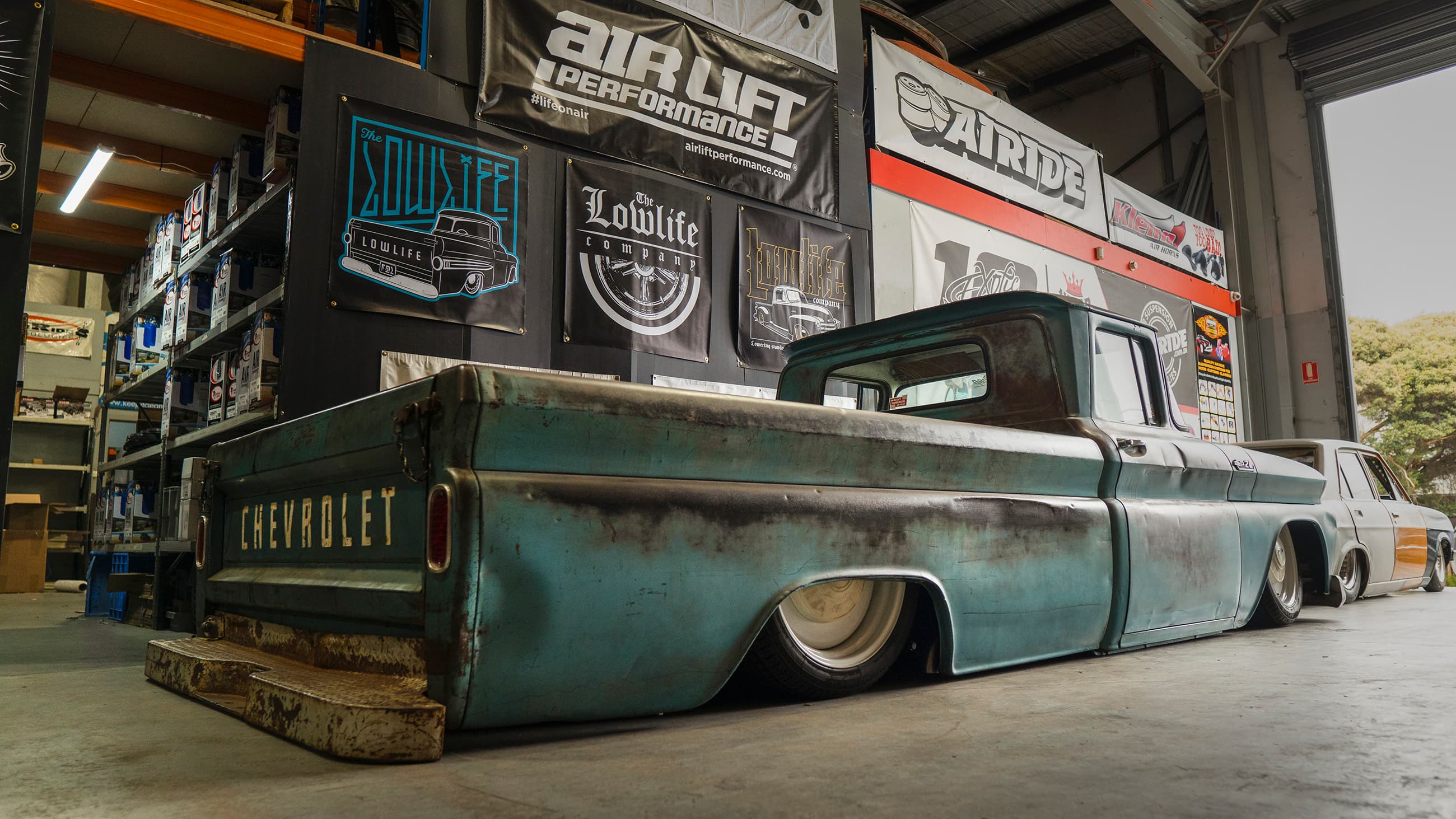 Air Lift Australia Laid Out C10